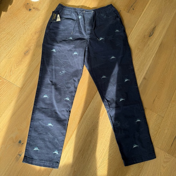 Polo Ralph Lauren Classic Fit Embroidered Newport Embroidered Marlin Chino.